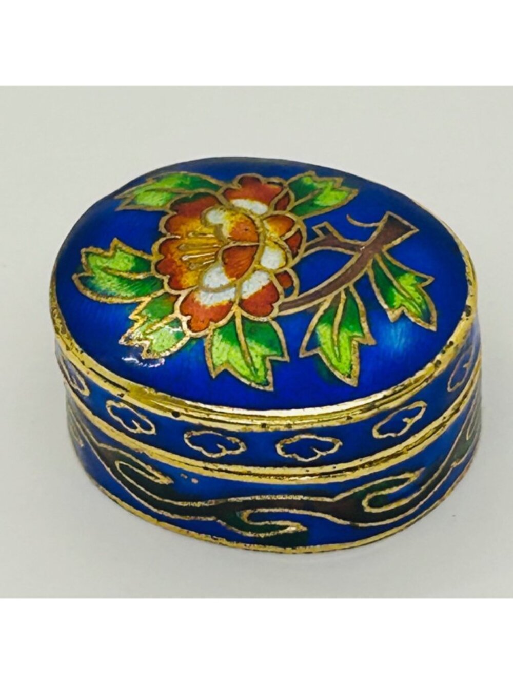 Blue Cloisonne Enamel Oval Pill Trinket Box Lidded Brass Miniature Flower Vintag